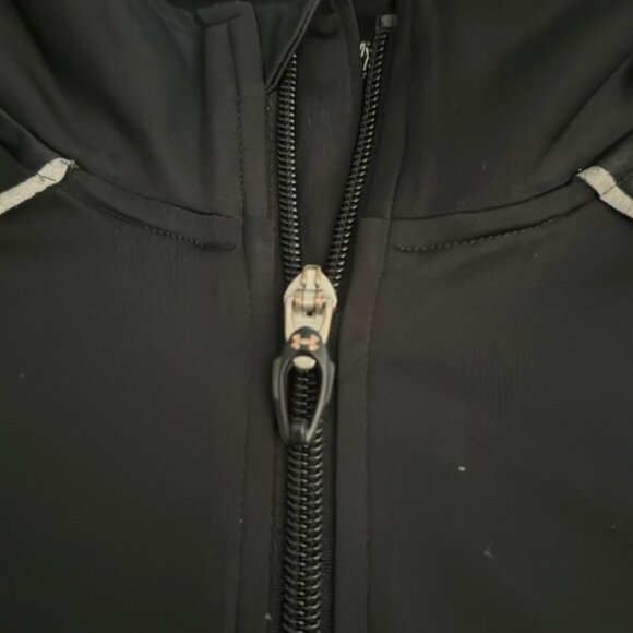 Under Armour Run Extra Large Black Active Sweater - Picture 3 of 8